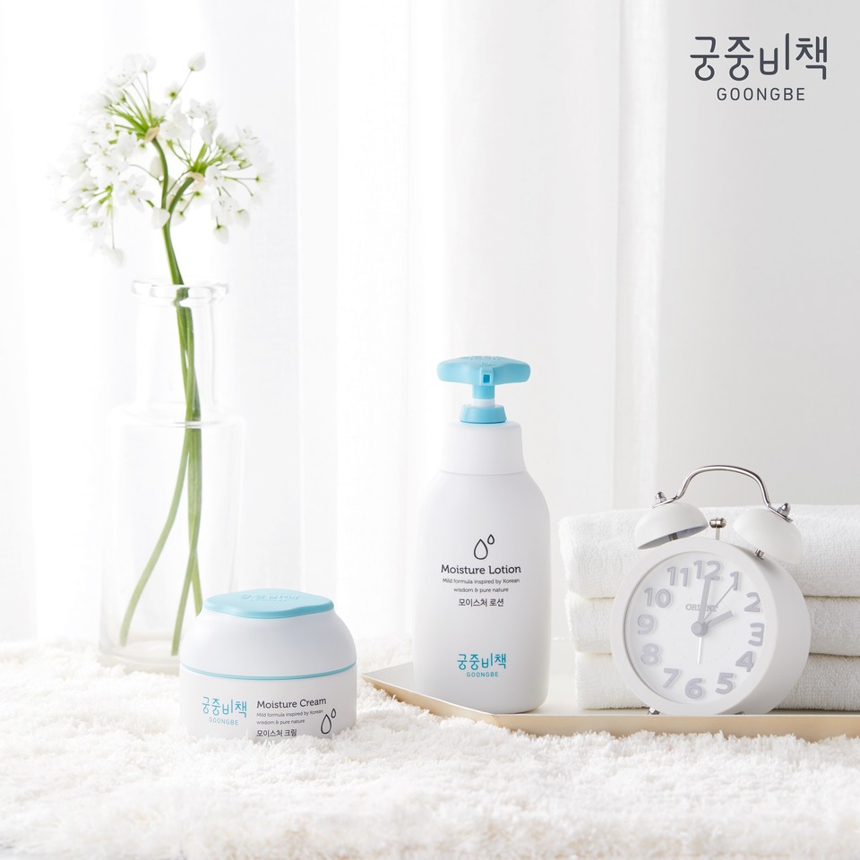 마스크 장시간 착용으로 피부관리를 위한 'M·A·S·C' 아이템이 주목받고 있다. 사진=궁중비책