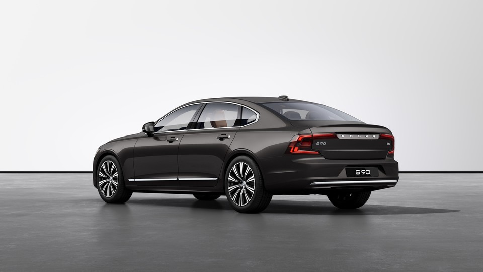 볼보차 S90 후측면. 사진=볼보자동차