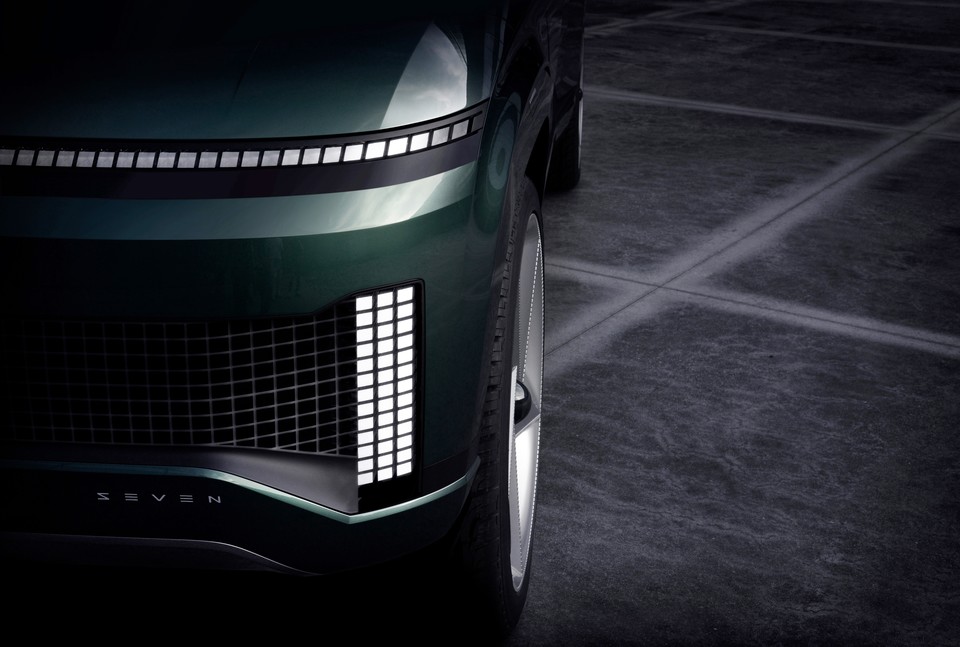 전기 SUV 콘셉트카 '세븐' 티저 이미지. 사진=현대자동차