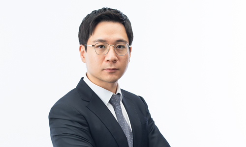 법무법인YK 부동산건설센터 대한변호사협회 등록 건설전문변호사 장정훈 변호사(사진)는 “삶의 터전을 한순간 수용 당하는 일은 결코 유쾌하지 않지만 지나친 욕심은 금물이다. 자칫 잘못하면 정당한 보상조차 제대로 받지 못하는 최악의 사태가 발생할 수 있으므로 법의 테두리 안에서 자신의 권리가 무엇인지 확인해 이를 100% 활용하기 바란다”라고 조언했다. 사진=법무법인YK 부동산건설센터