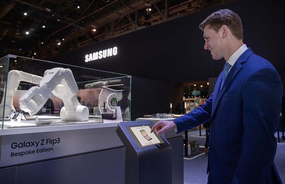 삼성전자가 'CES 2022'에서 고객 경험을 연결하는 '미래 라이프