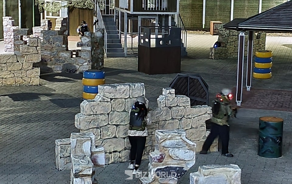 야간 모의전투 게임을 진행하고 있다. 사진=손진석 기자