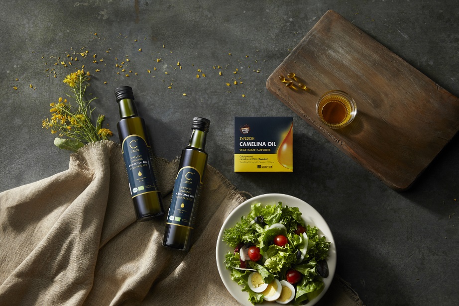 종근당건강의 자연 건강 브랜드 ‘어스투어스(EARTH to US)’가 오는 17일 오전 8시 15분 GS홈쇼핑을 통해 신제품 ‘스웨덴 카멜리나 오일’을 전격 론칭한다고 14일 밝혔다. 사진=종근당건강