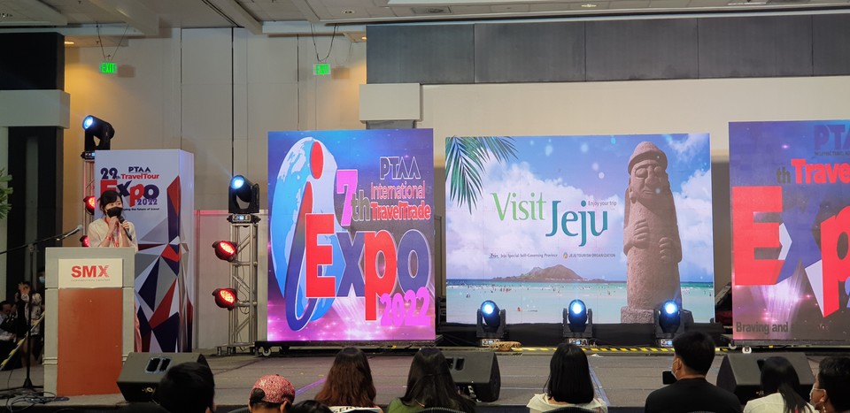 제주관광공사가 필리핀 마닐라에서 진행된 Travel Tour Expo 2022에 참가해 제주관광을 홍보하고 있다. 사진=제주관광공사