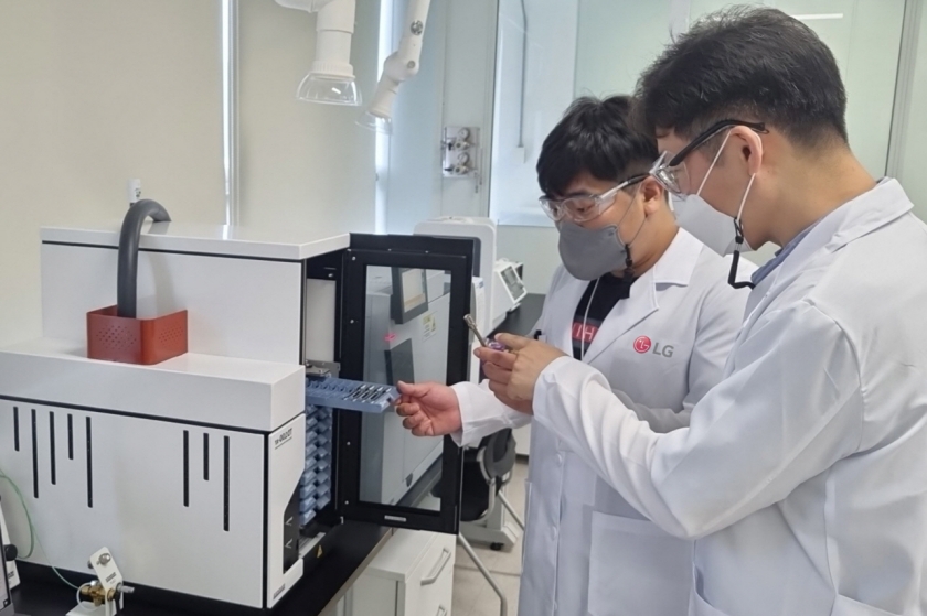 LG전자가 국립환경과학원의 '대기 분야 숙련도 시험 및 현장 평가'에서 적합 판정을 획득했다. 사진=LG전자