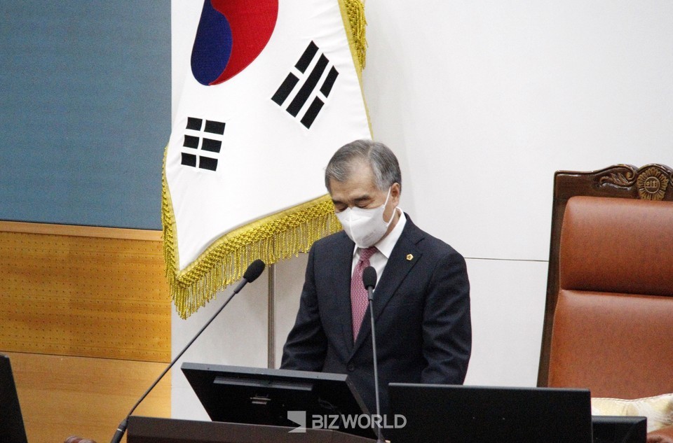 김현기 의장이 제315회 정례회 제2차 본회의 개회사를 하고 있다. 사진=손진석 기자