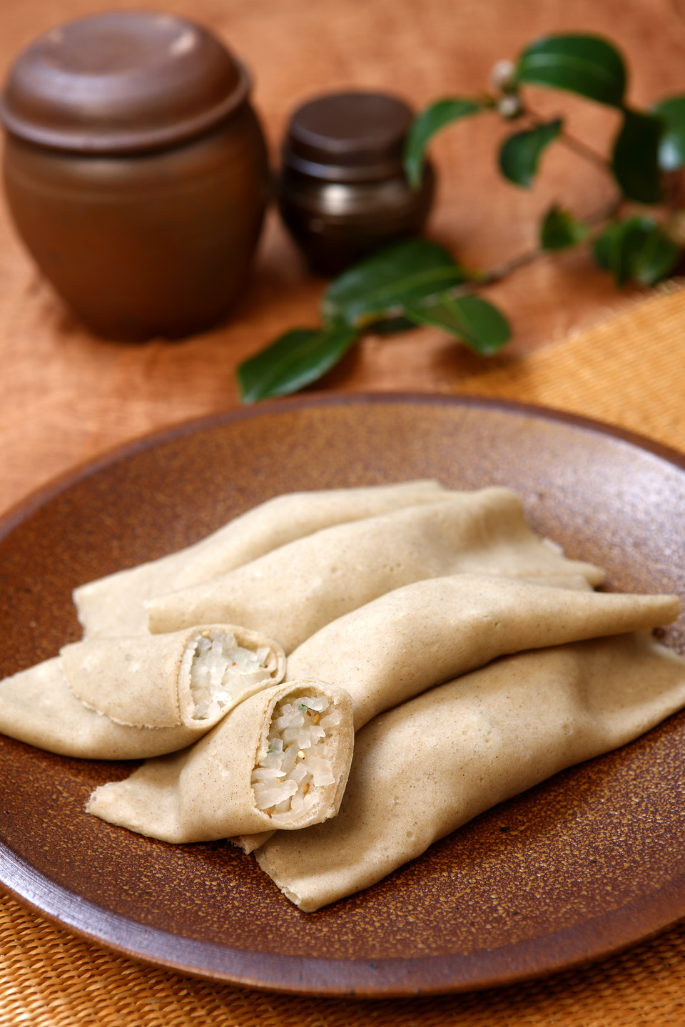 제주 메밀로 만든 전병. 사진=제주관광공사