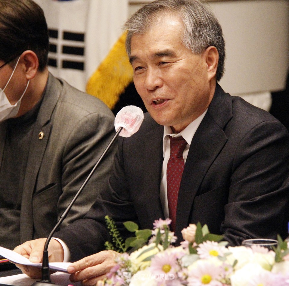 김현기 서울시의회 의장이 축사를 하고 있달. 사진=손진석 기자