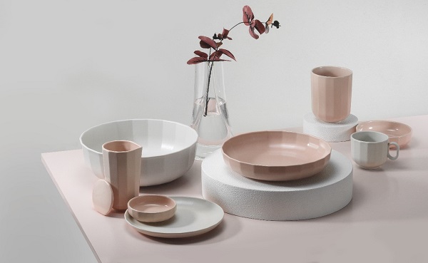 핀란드 ‘bevel(베벨)’의 한국 공식 파트너사 ‘NY무역’이 오는 1월 1일 ‘베벨’의 컵 4종과 접시 7종, 보울 2종 등을 포함한 총 13종의 상품을 국내 단독 론칭한다고 27일 밝혔다. 사진=NY무역