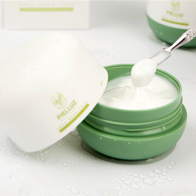 코스메틱 브랜드 ‘피엘루스(PIELLUZ)’가 첫 제품인 수분 진정크림 ‘캐모마일 수딩크림’을 최근 출시했다고 30일 밝혔다. 사진=피엘루스