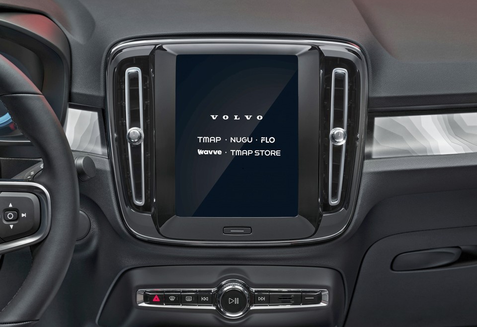‘통합형 티맵(TMAP) 인포테인먼트 서비스. 사진=볼보자동차