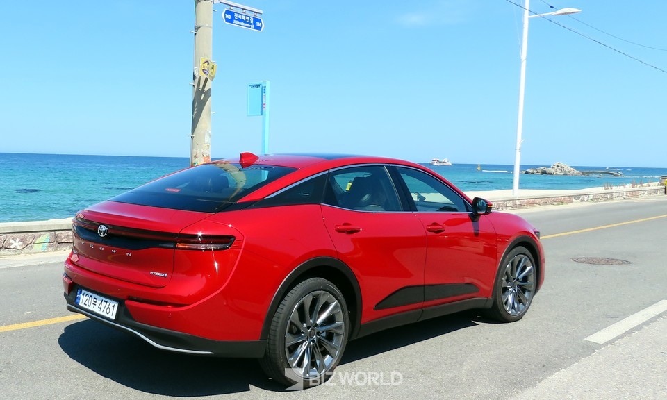 2.5ℓ 하이브리드 주행모습. 사진=손진석 기자