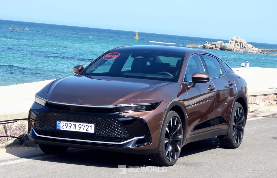 ​2.4ℓ 듀얼 부스트 하이브리드 전측면. 사진=손진석 기자​