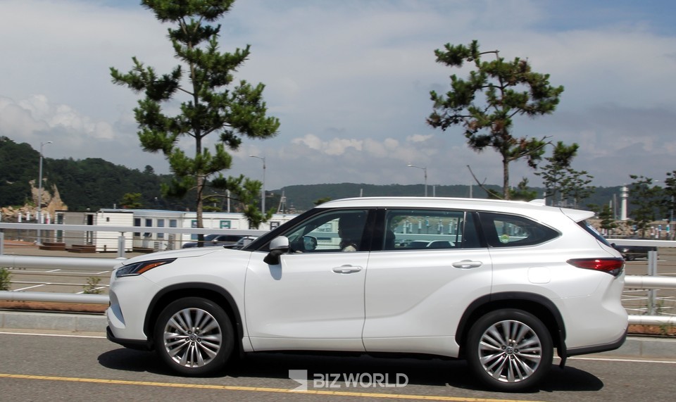 하이랜더 주행 모습. 사진=손진석 기자