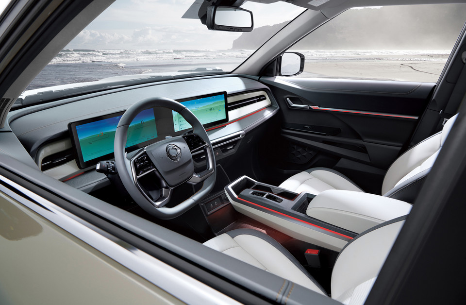 토레스 EVX 인테리어. 사진=KG 모빌리티