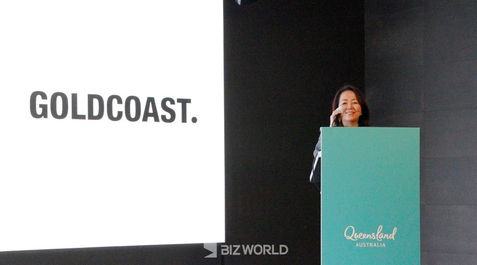 오시미 코바야시 골드코스트 관광청 매니저가 관광지에 대해 설명하고 있다. 사진=손진석 기자