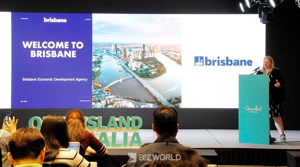 카일리 스미스 브리즈번 관광청 매니저가 브리즈번 관광상품에 대해 설명하고 있다. 사진=손진석 기자