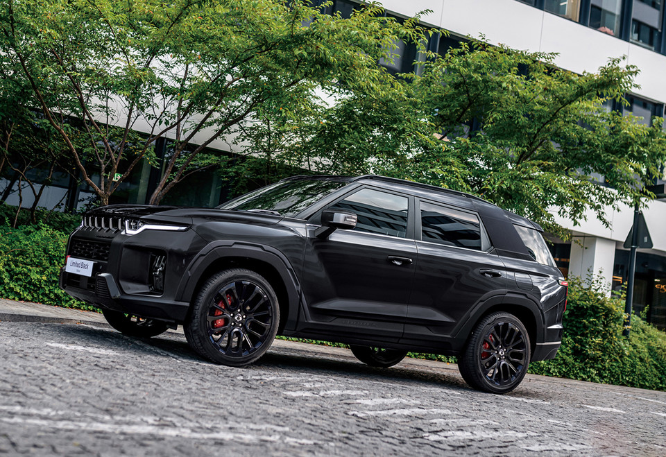 토레스 리미티드 블랙 에디션. 사진=KG 모빌리티