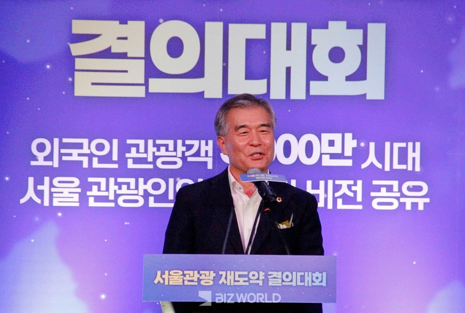 김현기 서울시의회 의장이 격려사를 하고 있다. 사진=손진석 기자