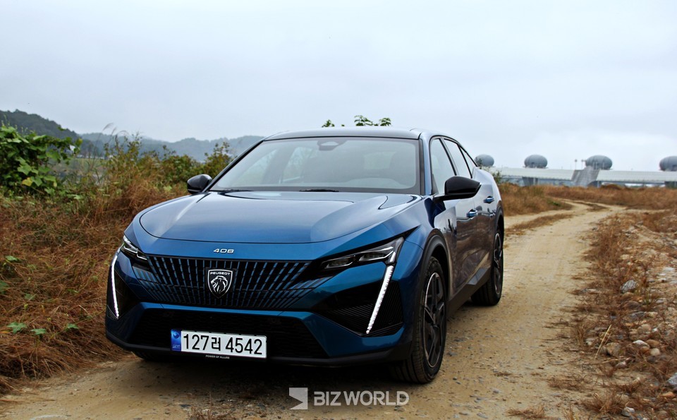 뉴 푸조 408 GT 전측면. 사진=손진석 기자