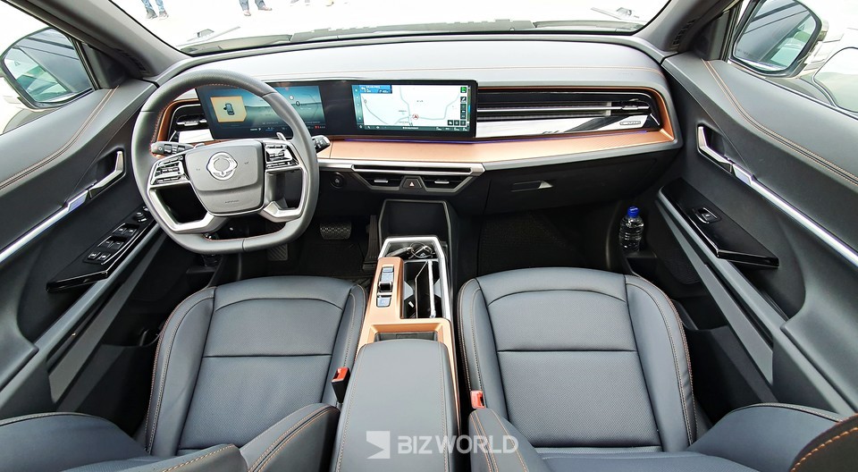 토레스 EVX 실내. 사진=손진석 기자