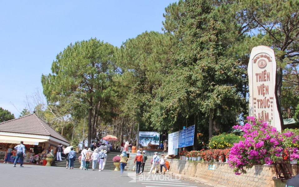 케이블카에서 나와 길을 건너면 나오는 죽림사 입구. 사진=손진석 기자