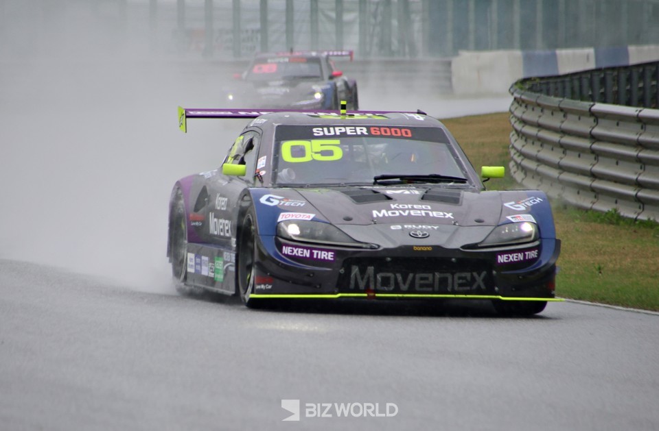 05번 김중근 선수가 슈퍼6000 예선전에서 베스트 랩타임에 도전하고 있다. 사진=손진석 기자