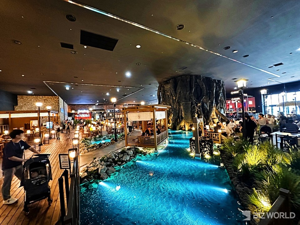 지난달 새롭게 개장한 인스파이어의 푸드코트 ' 오아시스 고메 빌리지(OASIS Gourmet Village)' 내부. 사진=김미진 기자.