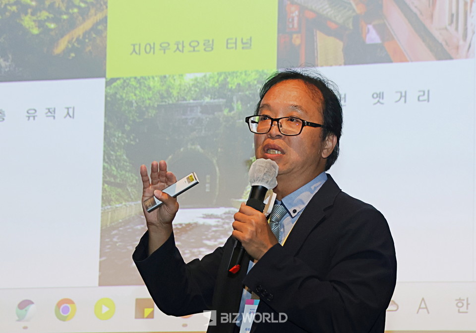 양종민 신베시관광여행국장이 신베이시 관광지에 대해 설명하고 있다. 사진=손진석 기자