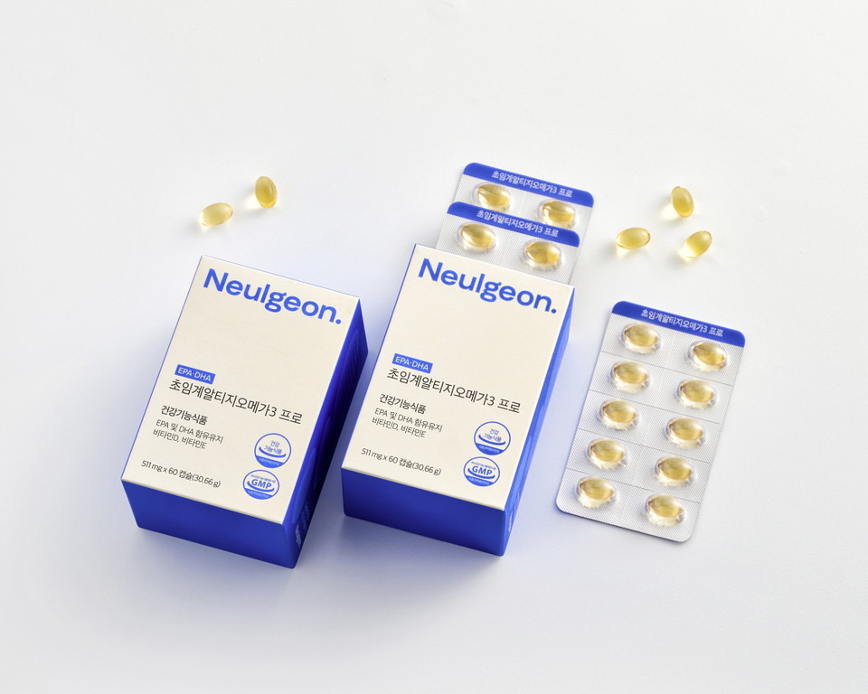 건강기능식품 전문 브랜드 ‘남유에프엔씨’가 신제품 ‘늘건 초임계 알티지 오메가3 프로(사진)’를 출시하고 구매자 이벤트를 벌인다고 밝혔다. 사진=남유에프엔씨
