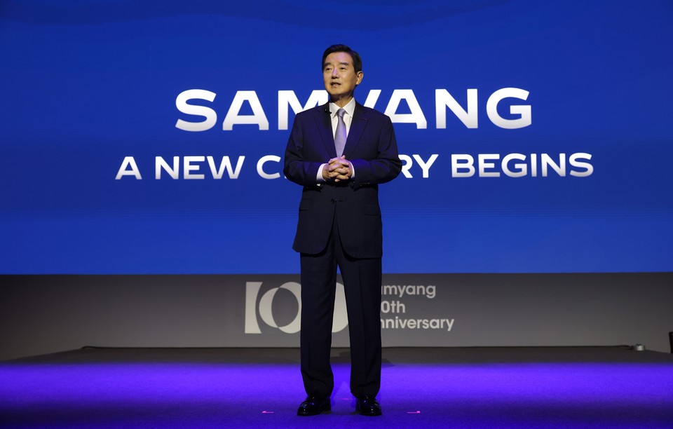 김윤 삼양홀딩스 회장이 삼양그룹 창립 100주년 기념식에서 인사말을 하고 있다. 사진=삼양그룹