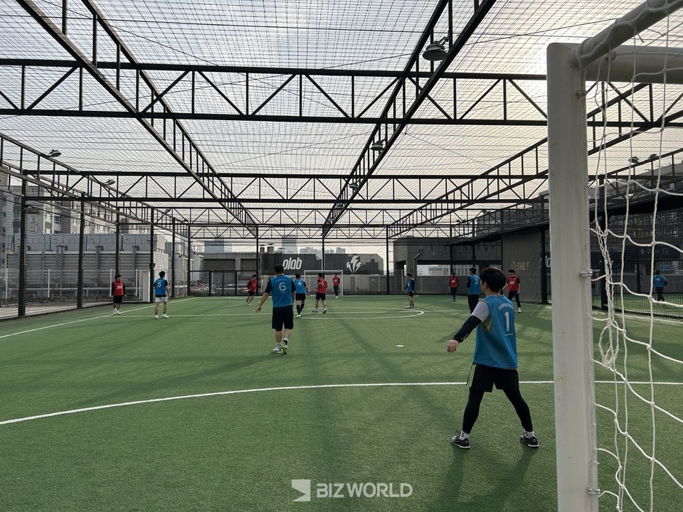 롯데마트 양평점 '더 에프' 풋살장의 모습. 사진=김선주 기자