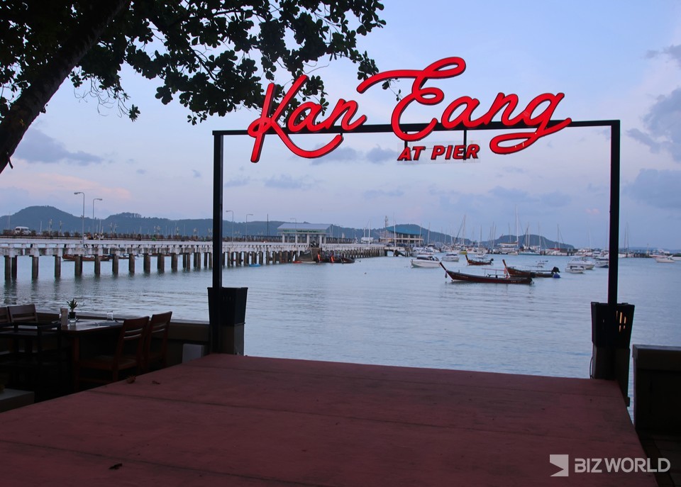 찰롱부두에 위치한 깐엥엣피어(Kan Eang at Pier) 씨푸드 레스토랑 포토 포인트. 사진=손진석 기자