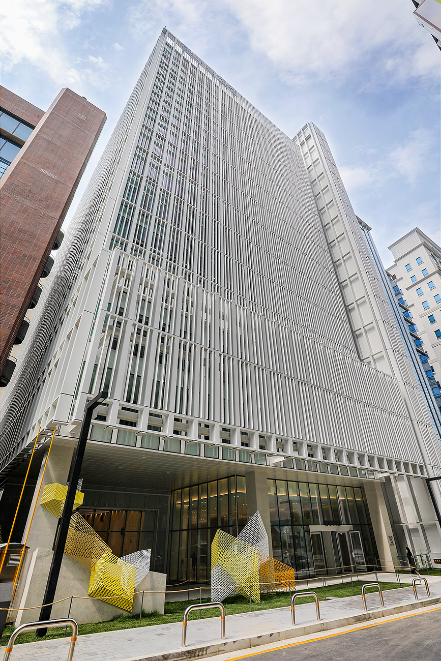 현대백화점그룹은 한국HRD협회가 주관한 '2024년 대한민국 인적자원개발 대상'에서 최고 등급인 종합대상을 수상했다고 14일 밝혔다. 사진=현대백화점그룹