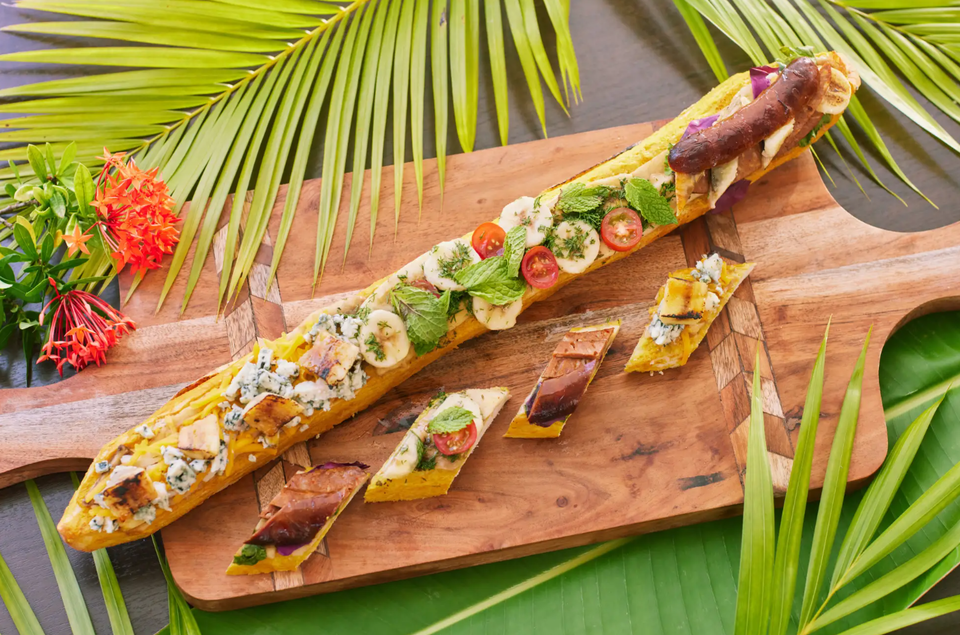 3종류의 바나나 페어링을 맛볼 수 있는 롱 바나나 바게트. 사진=리조나레 괌 한국사무소