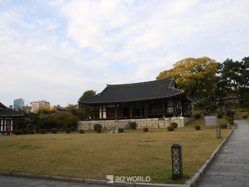 울산에 남아 있는 유일한 관청인 동헌 모습. 사진=손진석 기자