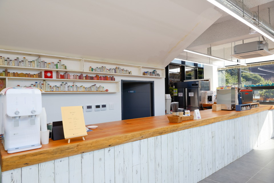 국립한국자생식물원은 동절기 동안 카페에서 무료로 음료를 제공한다. 사진=오원호