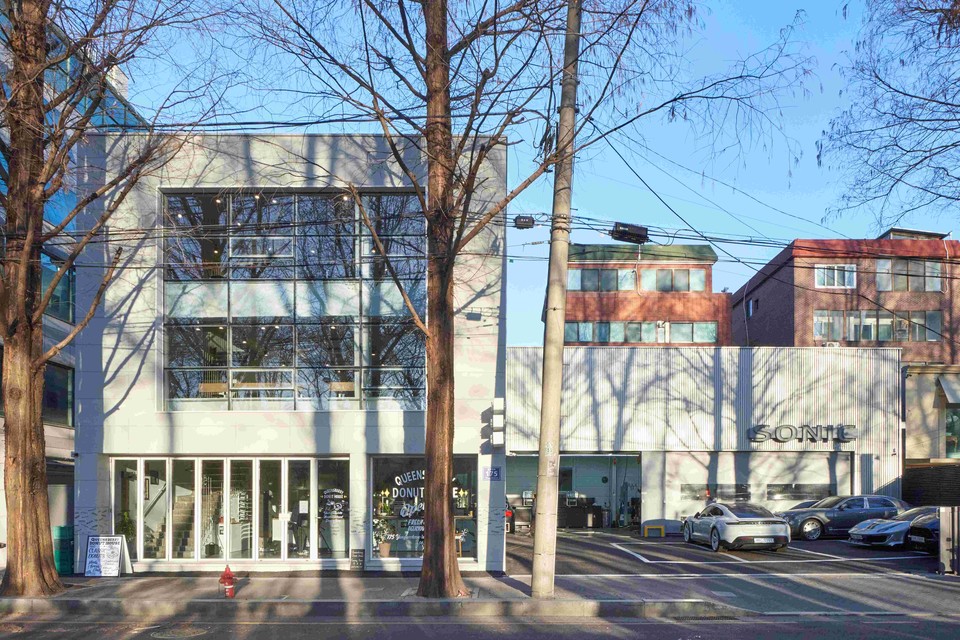 프리미엄 자동차 정비소 ‘SONIC’ 도곡점 전경. 사진=한국앤컴퍼니그룹