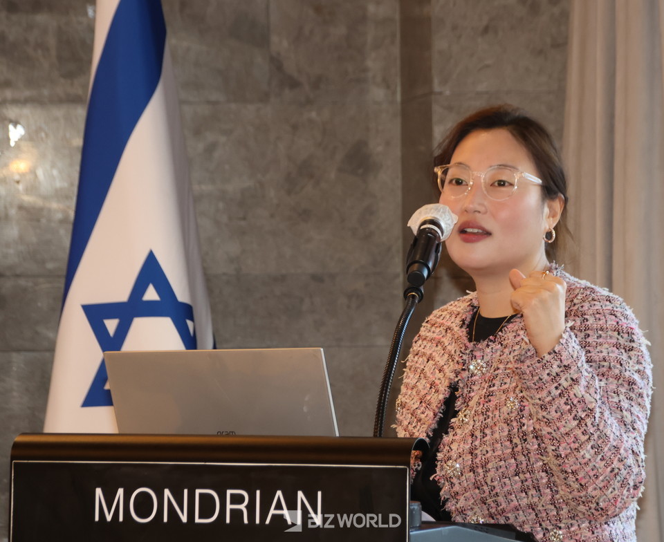 조유나 이스라엘관광청 소장이 이스라엘의 다양한 여행지에 대해 설명하고 있다. 사진=손진석 기자