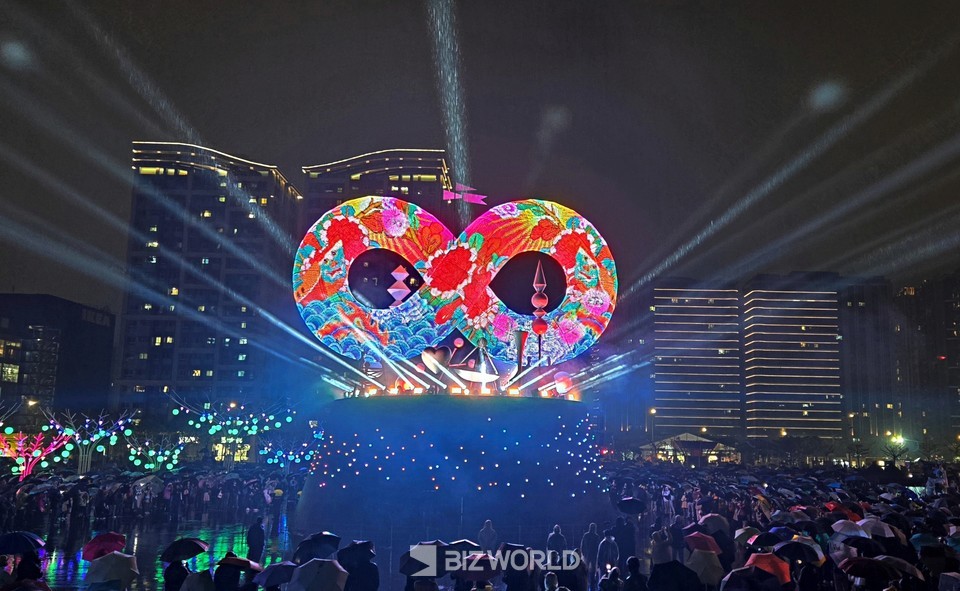 2025년 타이완 등불 축제 주등인 '무한낙원섬' 타이완=손진석 기자