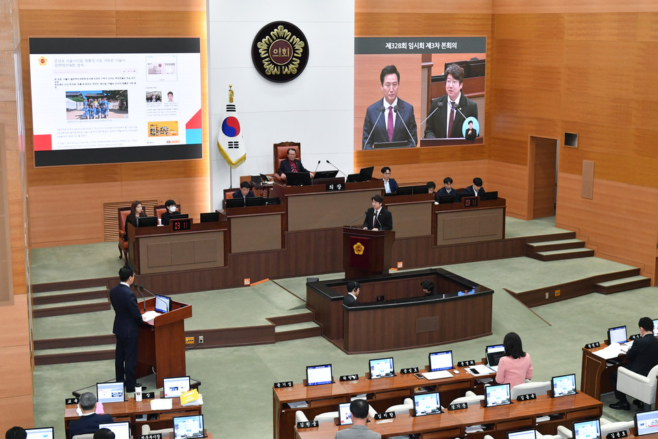 문성호 시의원이 5분 발언을 진행하고 있다. 사진=천마ㅣㄴ