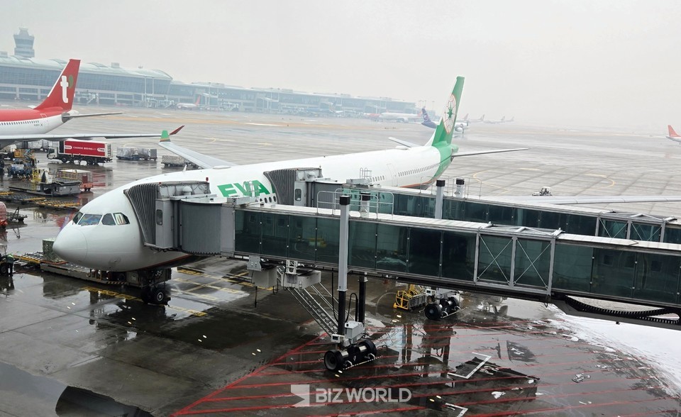 인천에서 에바항공을 타고 타오위안으로 향했다. 타이완=손진석 기자