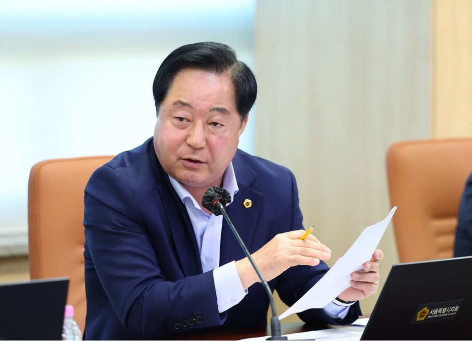 박석 서울시의원. 사진=서울시의회