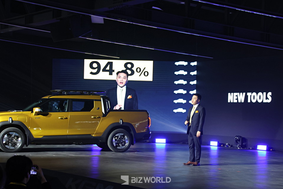 박경준 국내사업본부장이 브랜드 전략을 발표하고 있다. 사진=손진석 기자