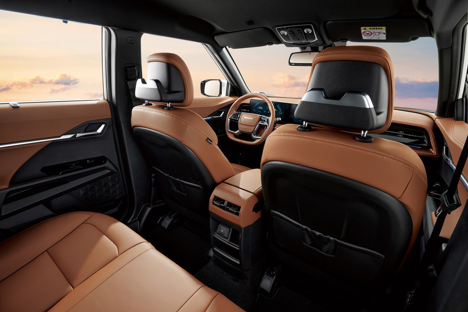 KGM 토레스 하이브리드 실내. 사진=KGM