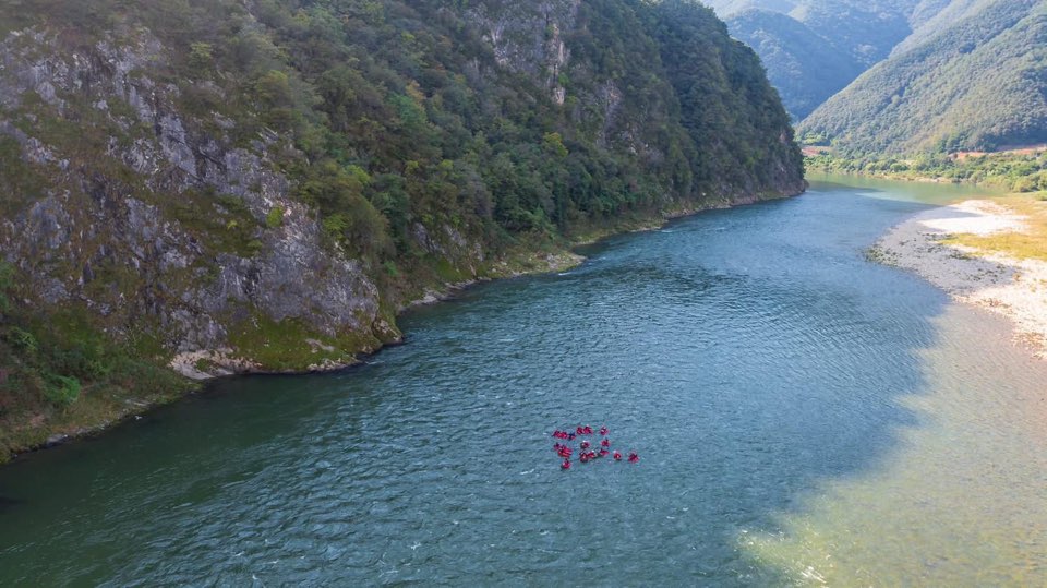 동강리버버깅 체험을 진행하고 있다. 사진=동강리버버깅