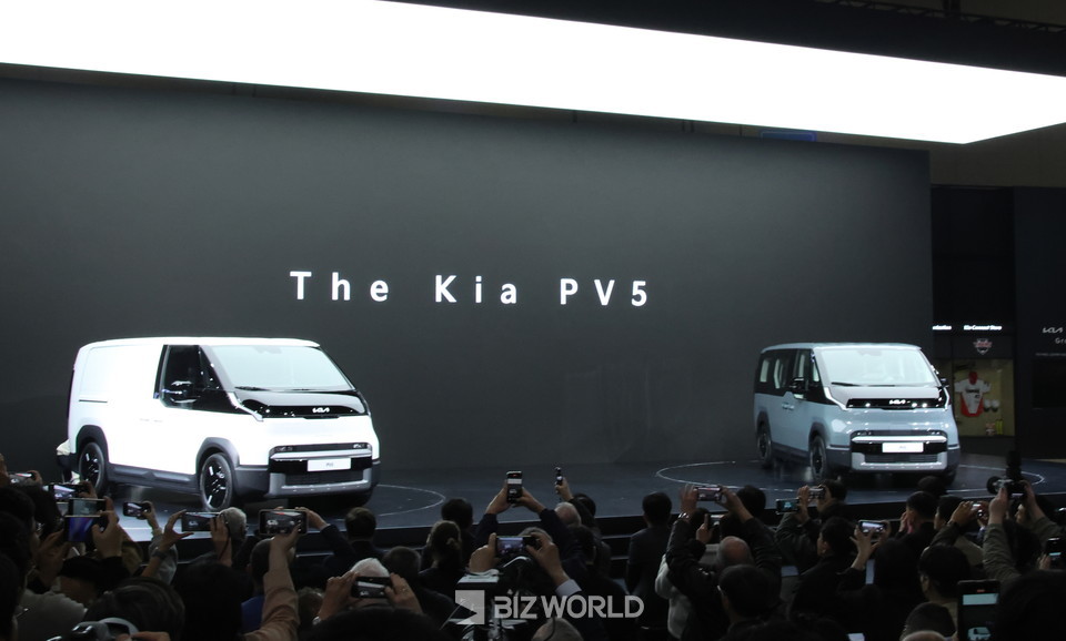 2025 서울모빌리티쇼 프레스데이에서 처음으로 소개되는 PV5. 사진=손진석 기자