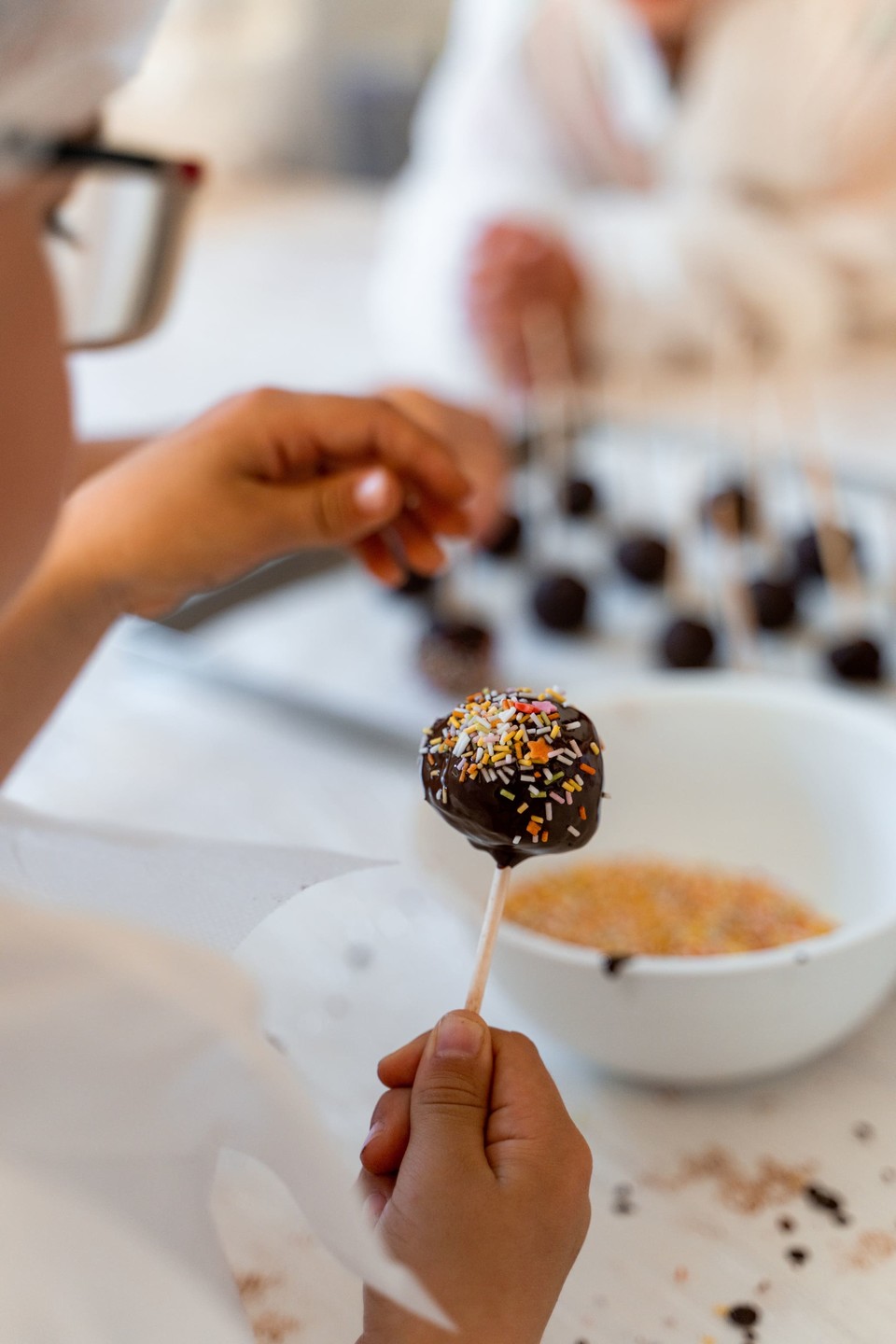 쇼콜라티뉴스 워크숍에서 만든 초콜릿. 사진=WOW