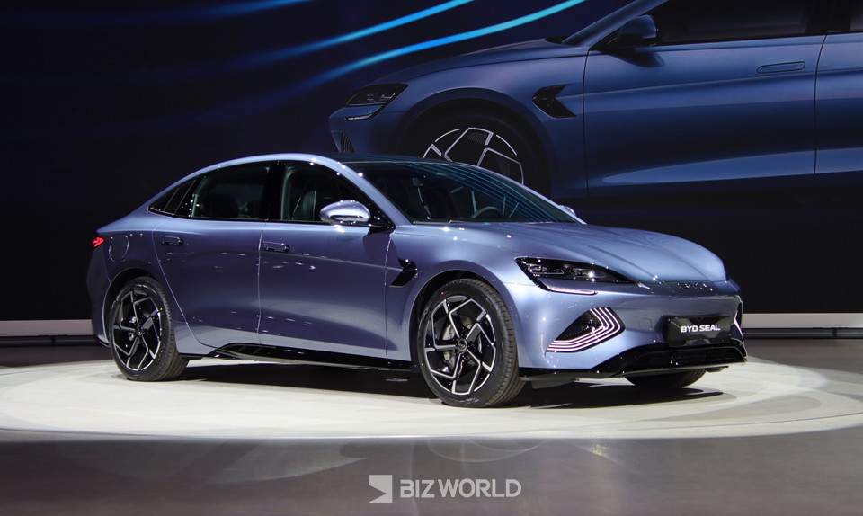 2025 서울모빌리티쇼에서 국내 처음 공개된 BYD 씰. 사진=손진석 기자