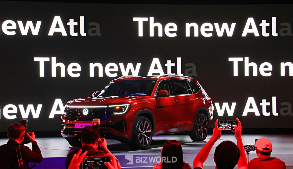 신형 아틀라스가 무대에 등장하고 있다. 사진=손진석 기자